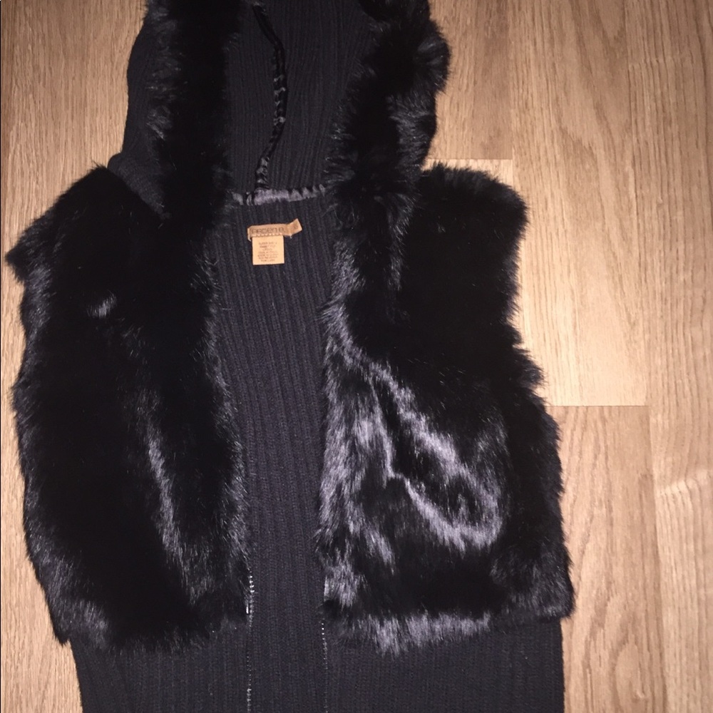 Fur vest
